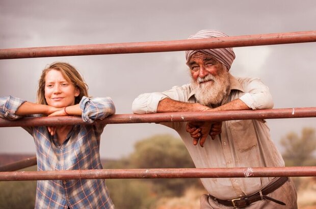 Tracks (2013) - photo 13