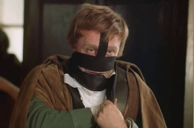 The Nose (1977) - photo 7