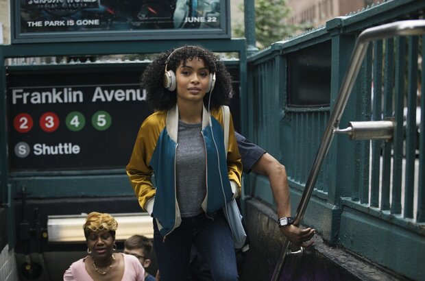 The Sun Is Also a Star (2019) - photo 6