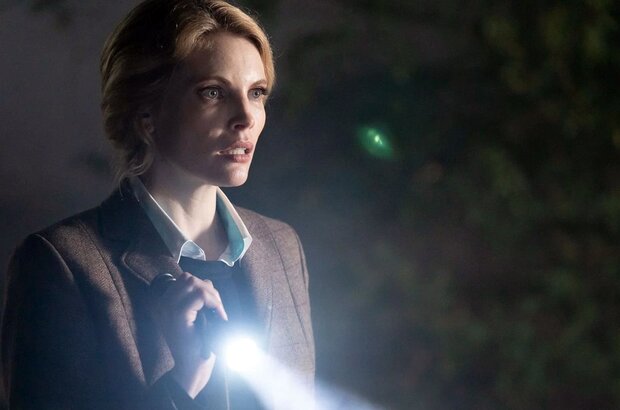 Miss Willoughby and the Haunted Bookshop (2021) - photo 11