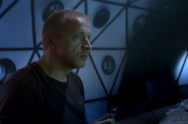 Forsaken (2018) - photo 12
