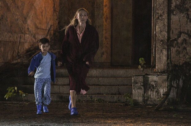 Quiet Comes the Dawn (2019) - photo 4