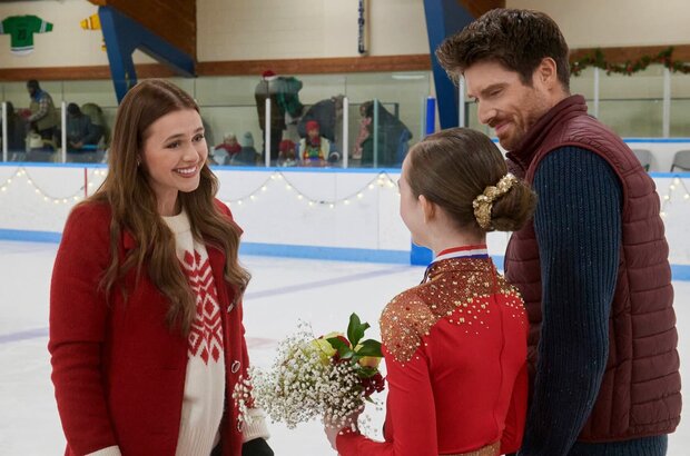 An Ice Palace Romance (2023) - photo 2