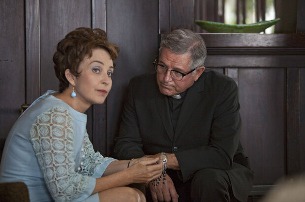 Five (2012) - photo 2