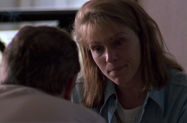 Hidden Agenda (1990) - photo 2