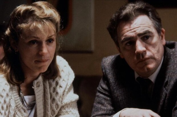 Hidden Agenda (1990) - photo 3