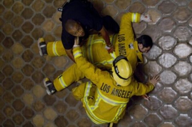 Quarantine (2008) - photo 6
