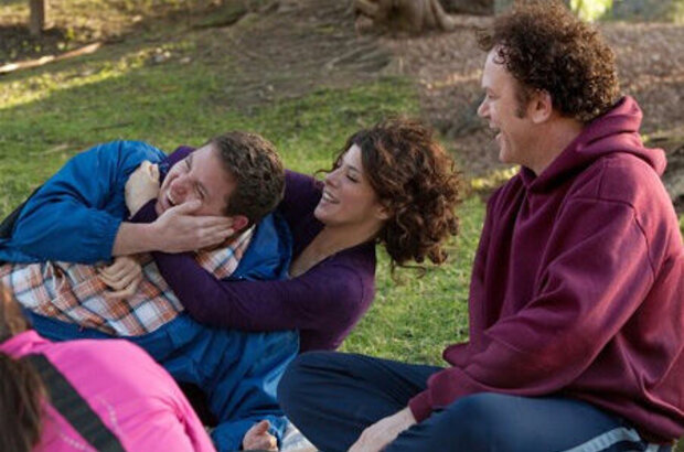 Cyrus (2010) - photo 1