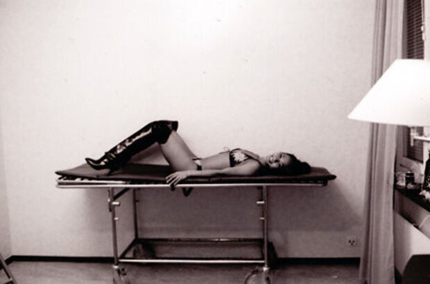 Container (2006) - photo 1