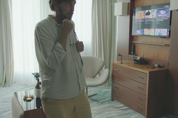 Room 999 (2023) - photo 3