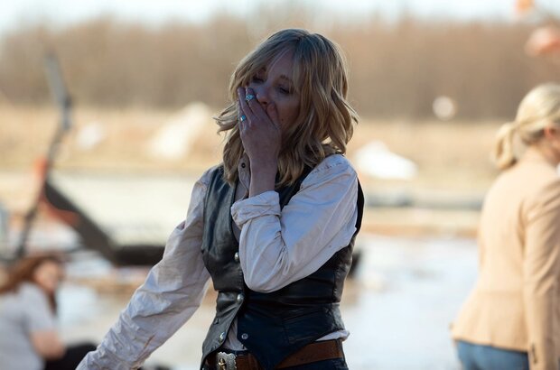 Thirteen Minutes (2021) - photo 1