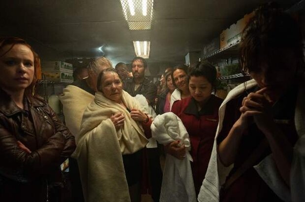 Thirteen Minutes (2021) - photo 8