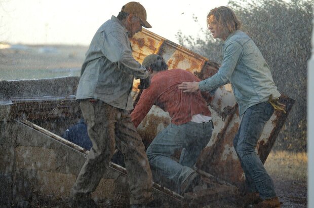 Thirteen Minutes (2021) - photo 2
