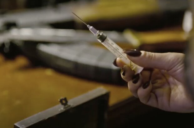 Girl Next (2021) - photo 5