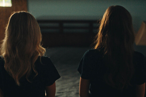 Women (2021) - photo 3