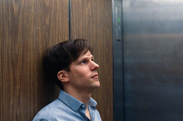 Louder Than Bombs (2015) - photo 1