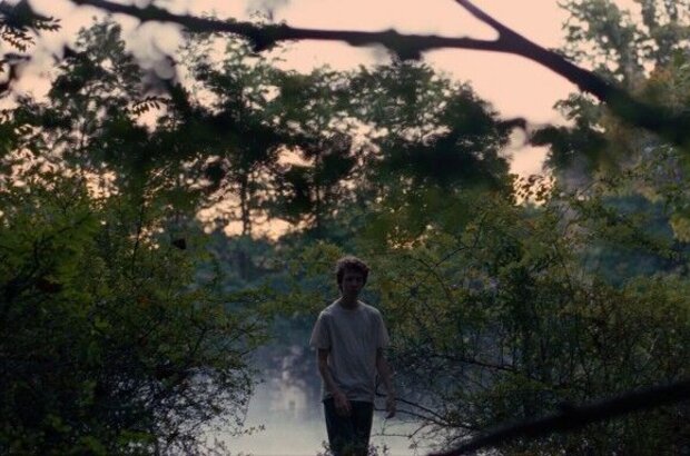 Louder Than Bombs (2015) - photo 9