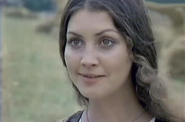 Vsyo pobezhdayet lyubov' (1987) - photo 3