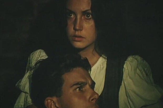 Vsyo pobezhdayet lyubov' (1987) - photo 1