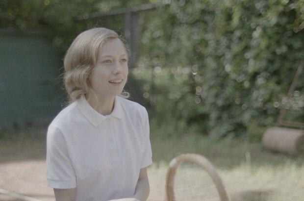 Girls (2015) - photo 1