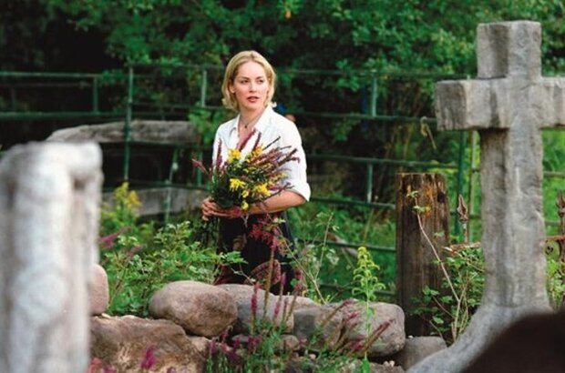 Cold Creek Manor (2003) - photo 3