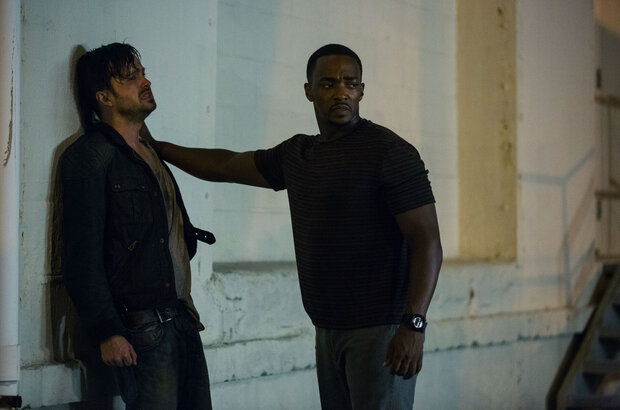 Triple 9 (2015) - photo 12