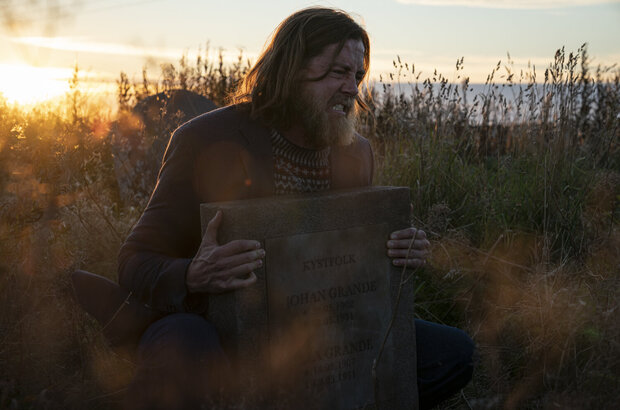 Everybody Hates Johan (2022) - photo 4