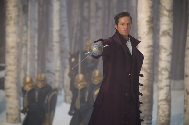 Mirror Mirror (2012) - photo 10