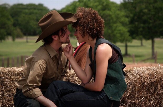 Cowgirls 'n Angels (2012) - photo 1