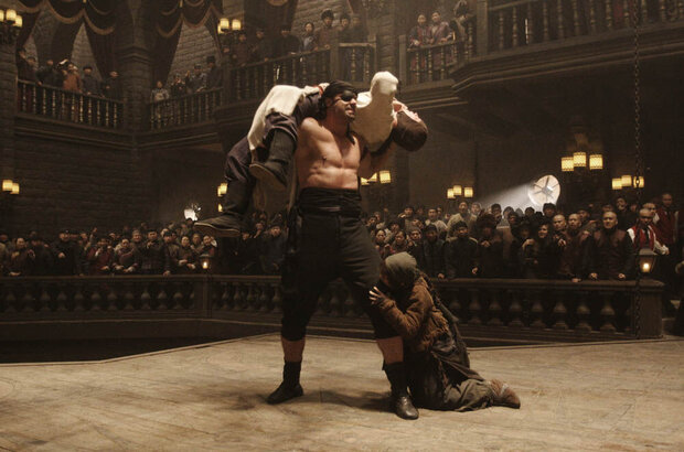 True Legend (2010) - photo 12