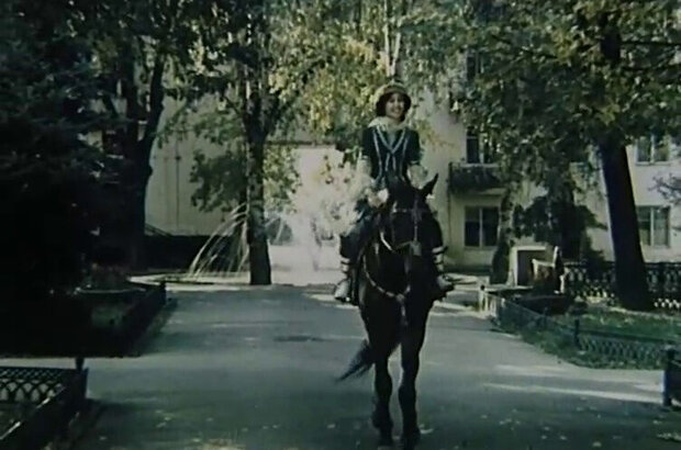 Revue na zakázku (1982) - photo 3