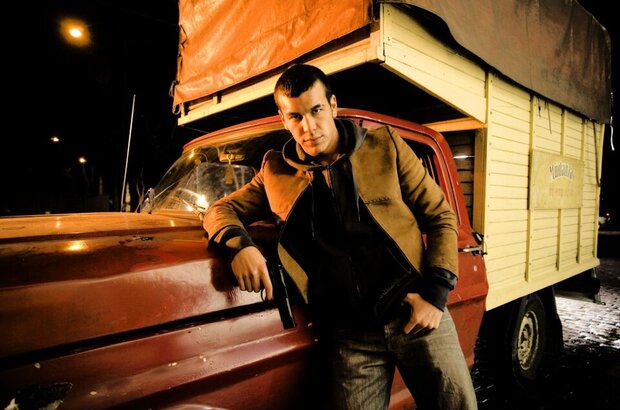 Неоновая плоть (2010) - фото 6