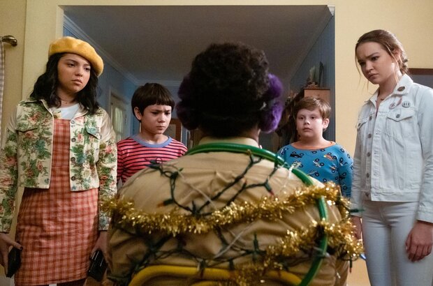 The Sleepover (2020) - photo 1