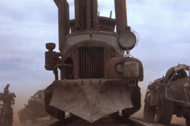 Mad Max Beyond Thunderdome (1985) - photo 1