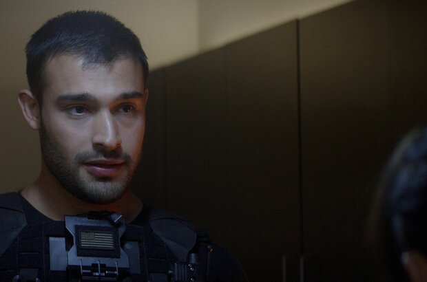 Hot Seat (2022) - photo 8
