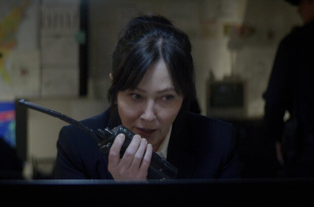 Hot Seat (2022) - photo 3