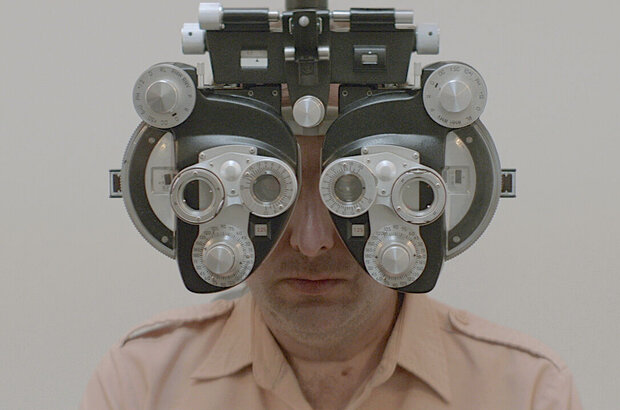 Entertainment (2015) - photo 2
