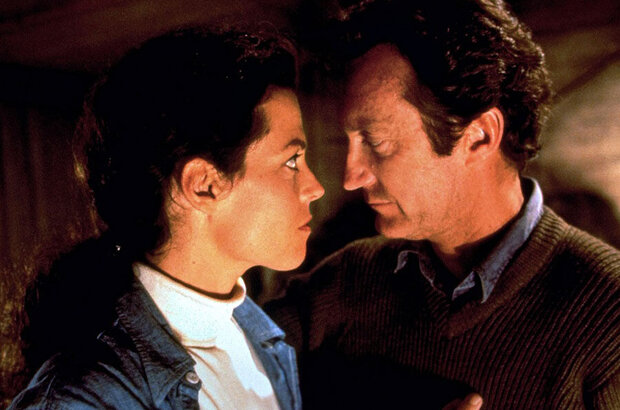 Гориллы в тумане (1988) - фото 15