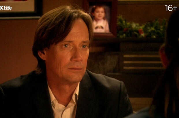 The Santa Suit (2010) - photo 1
