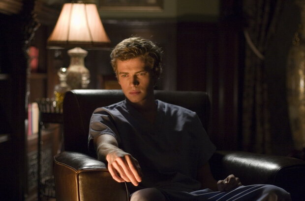 Awake (2007) - photo 9