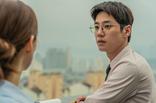 Love and Leashes (2022) - photo 1