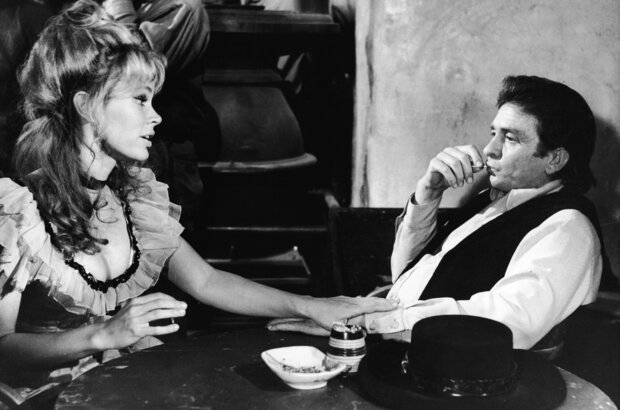 A Gunfight (1971) - photo 1
