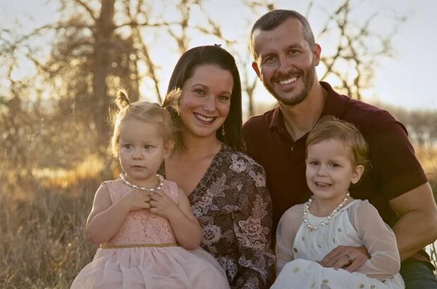 American Murder: The Family Next Door (2020) - photo 1