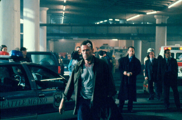 Replicant (2001) - photo 6