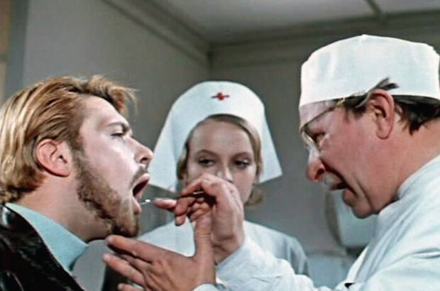 Приключения желтого чемоданчика (1970) - фото 5