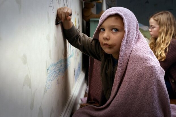 Mama (2013) - photo 6