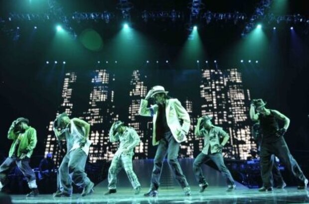 Michael Jackson's This Is It (2009) - photo 3