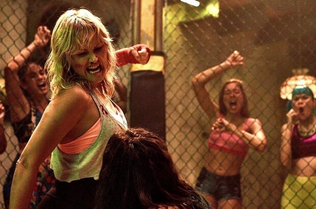 Chick Fight (2020) - photo 4