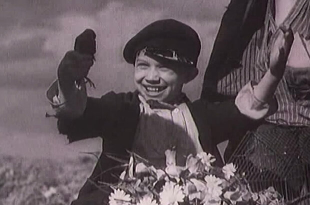 I'll Teach You to Dream (1984) - photo 5