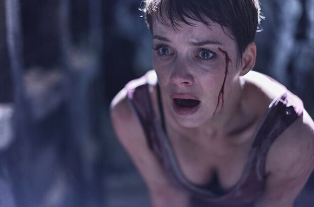 Aftershock (2012) - photo 9